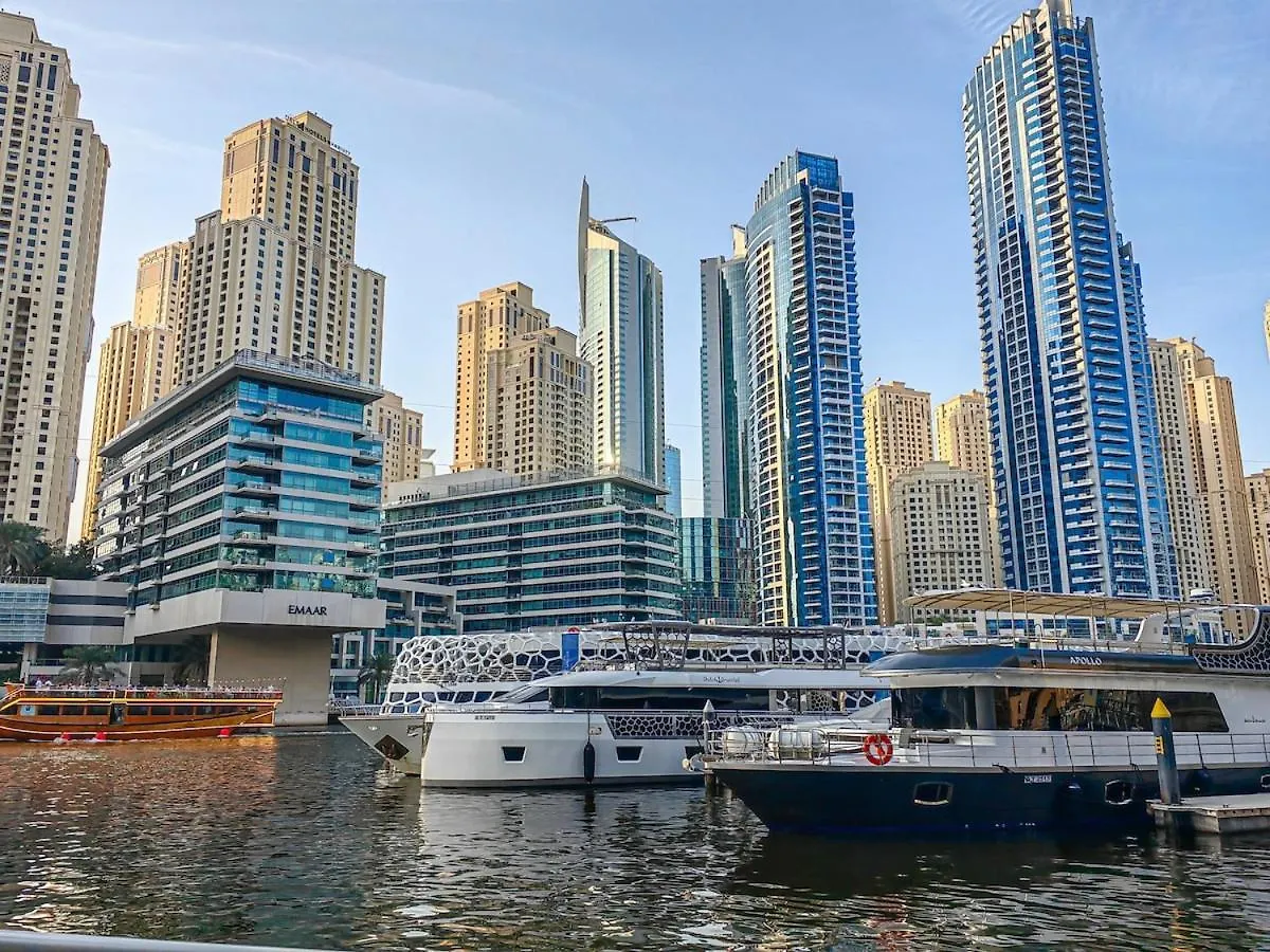 Nomad Retreats- Silverene Tower Marina View Dubai 0*,  United Arab Emirates