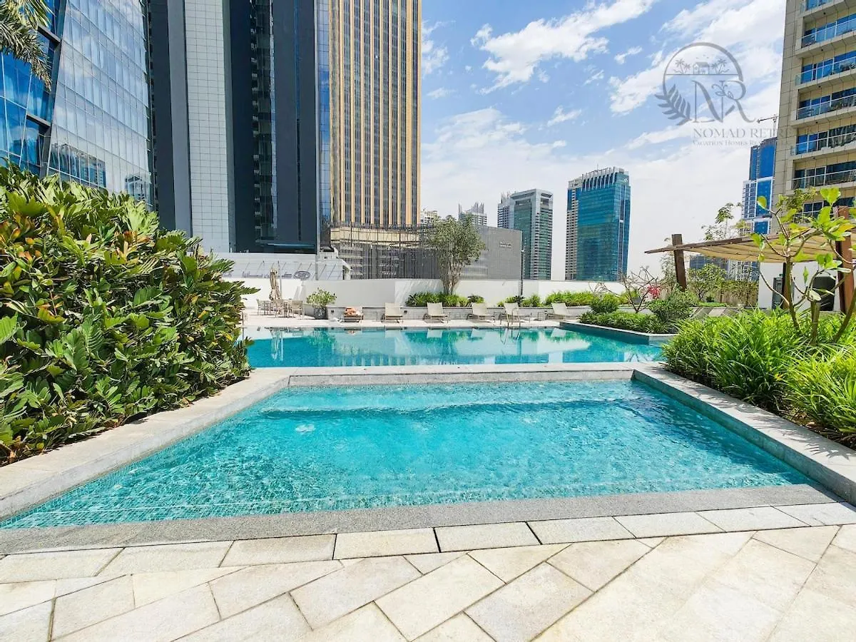 Apartment Nomad Retreats- Silverene Tower Marina View Dubai