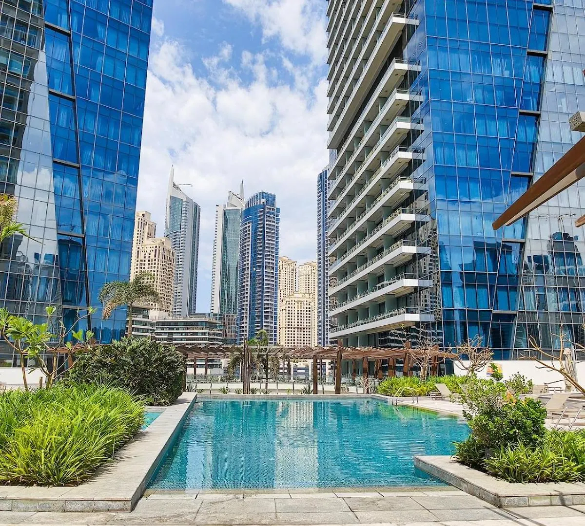 Nomad Retreats- Silverene Tower Marina View Dubaj 0*,